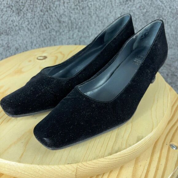 Mootsies Tootsies Beauty Kitten Heel Pumps Womens Size 8 Velvet Square Toe Shoes - Picture 2 of 10